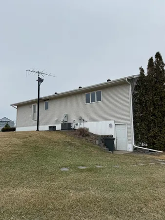 $349,900 | 402 Main Avenue, Hope, ND 58046