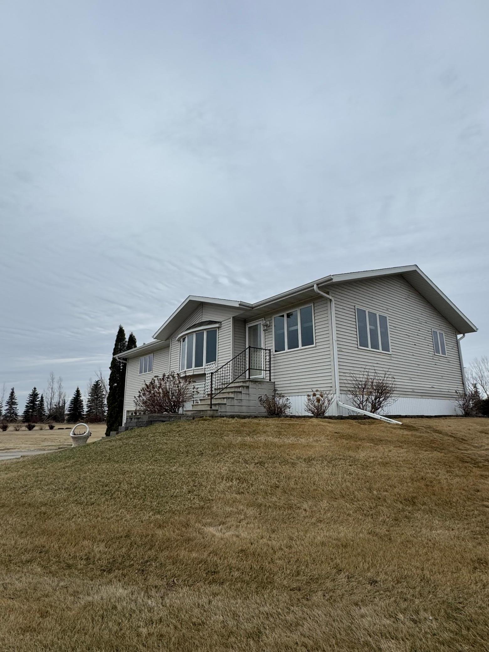 402 Main Avenue Hope, ND 58046 - Photo 5 of 30