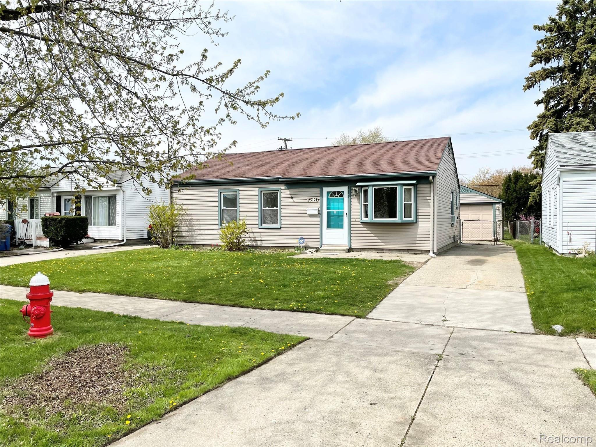 25121 Hayes Road Warren, MI 48089 - Photo 17 of 17 tempImage5gv7iU.jpg