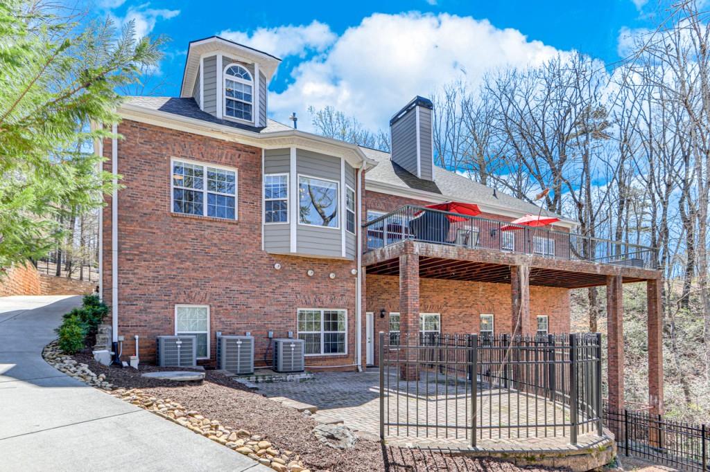 2152 Silver Circle Gainesville, GA 30501 - Photo 42 of 46 a view of a building with a street