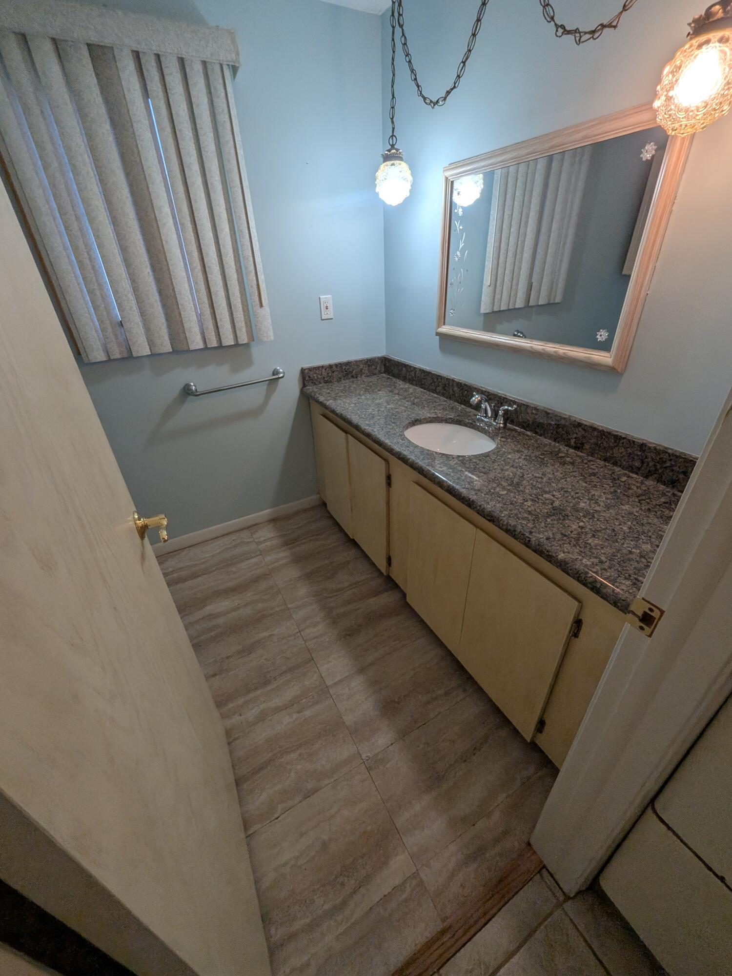 11235 Common Road Warren, MI 48093 - Photo 10 of 21 PXL_20260113_173909432