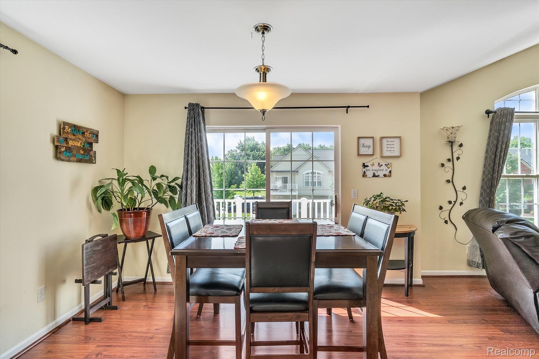 4309 Hampton Ridge Boulevard Howell, MI 48843 - Photo 15 of 38 15-4309-Hampton-Ridge-WindowStill-Real-Estate-Photography-15.jpg