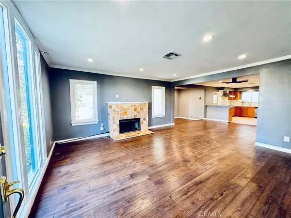 $4,100 | 17804 San Fernando Mission Boulevard, Granada Hills, CA 91344