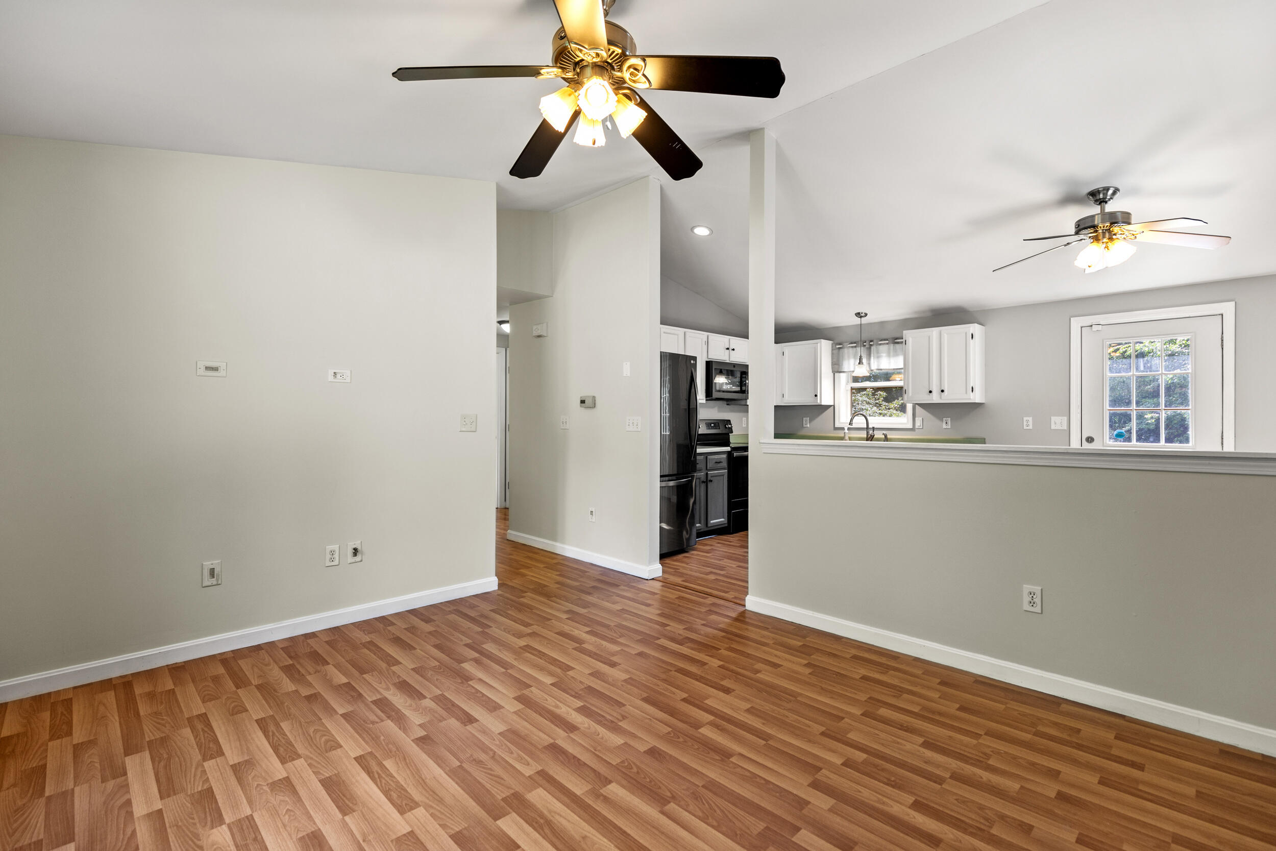 3 South Ridge Drive Standish, ME 04084 - Photo 6 of 29 3 southridge standish-05