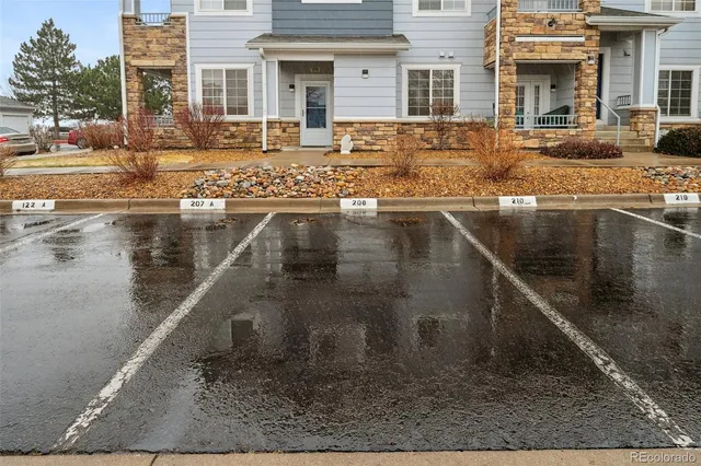 $310,000 | 5255 Memphis Street, Unit 208, Denver, CO 80239