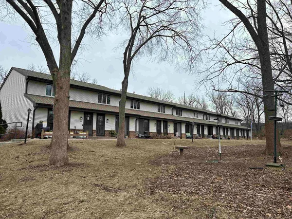 $215,000 | 249 Ba-Wood Lane, Janesville, WI 53545