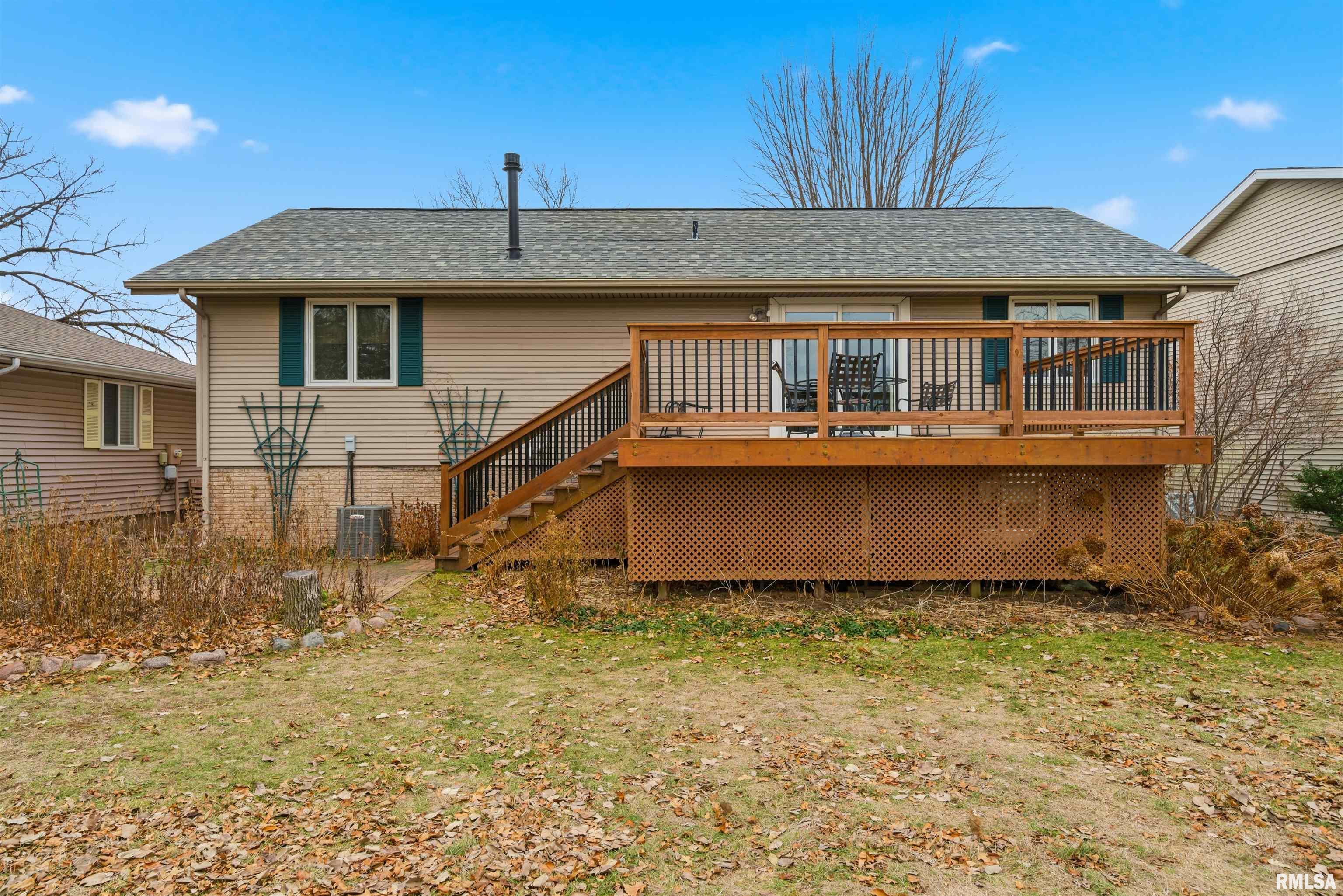 2003 Highwood Avenue Pekin, IL 61554 - Photo 32 of 38