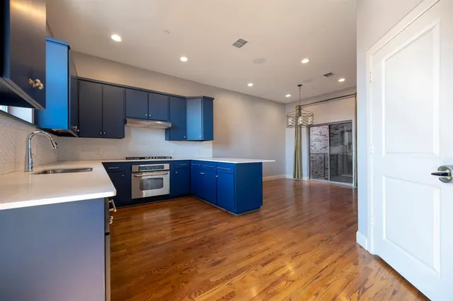 $620,000 | 614 East 1st Street, Fort Worth, TX 76102