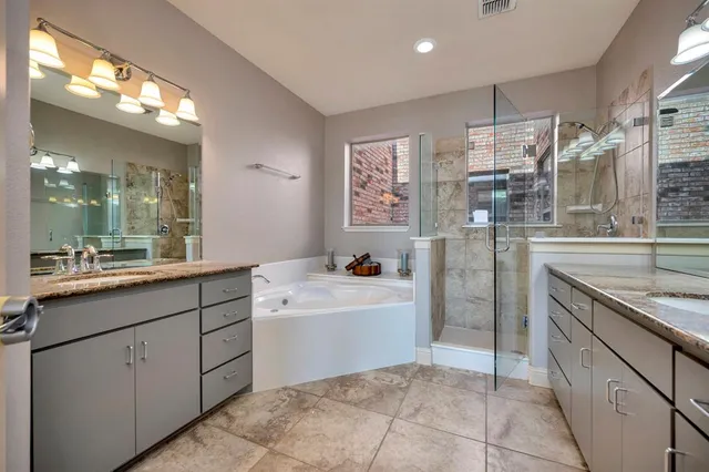 $620,000 | 614 East 1st Street, Fort Worth, TX 76102