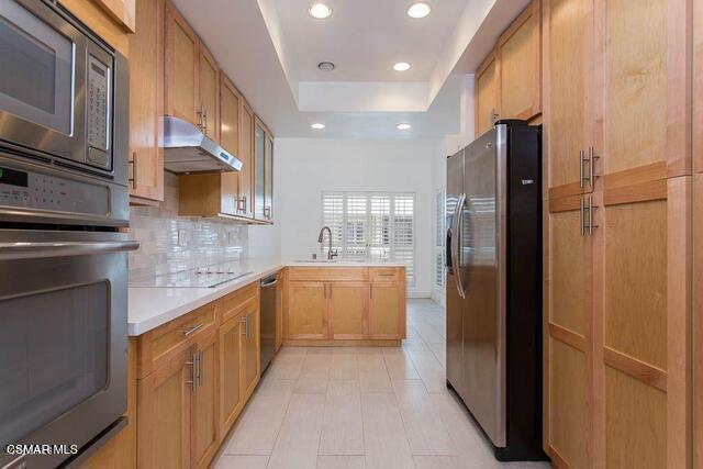 4338 Redwood Avenue, Unit B313 Marina del Rey, CA 90292 - Photo 16 of 20