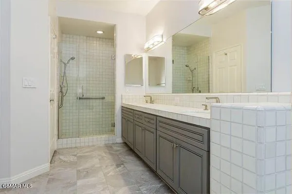 $5,950 | 4338 Redwood Avenue, Unit B313, Marina del Rey, CA 90292