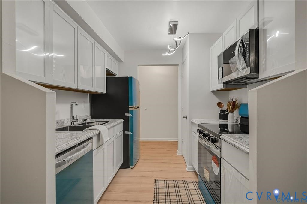 2106 Turtle Run Drive, Unit 3 Henrico, VA 23233 - Photo 3 of 26