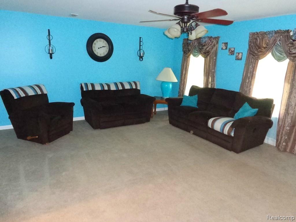 18660 Sumpter Road Belleville, MI 48111 - Photo 2 of 36 Lovely Greatly Room
