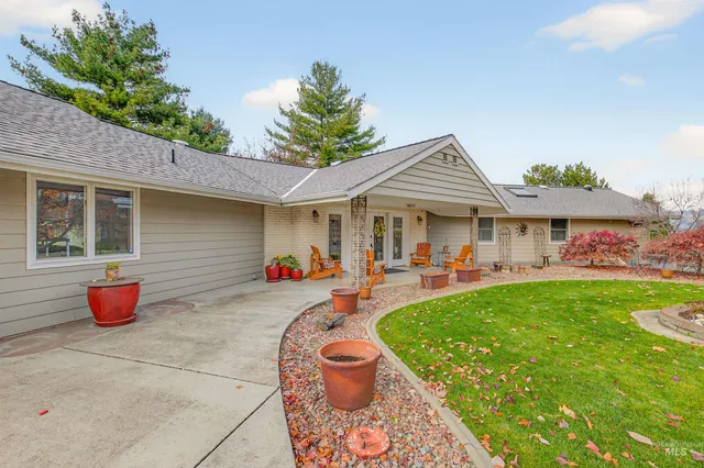 $795,000 | 3887 Lakeview Drive, Lewiston, ID 83501