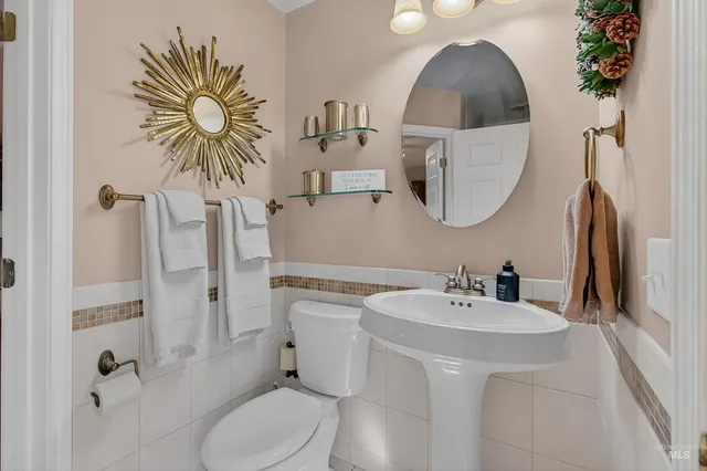 $795,000 | 3887 Lakeview Drive, Lewiston, ID 83501