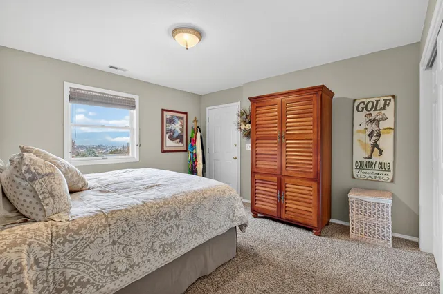 $795,000 | 3887 Lakeview Drive, Lewiston, ID 83501