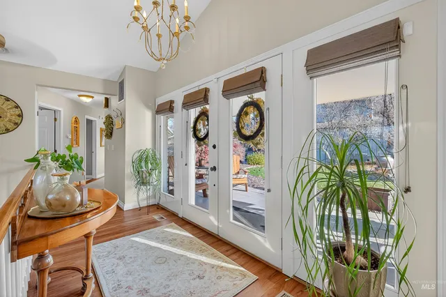 $795,000 | 3887 Lakeview Drive, Lewiston, ID 83501