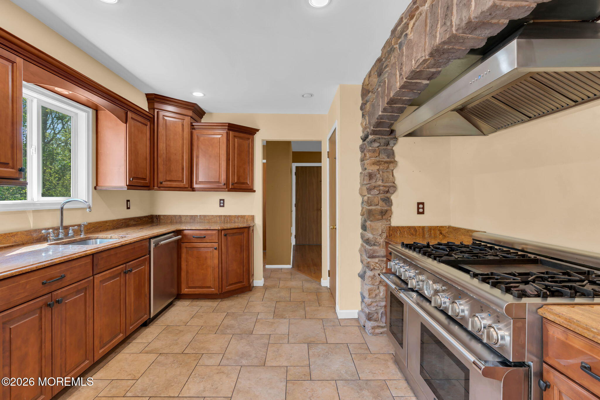 205 Frank Applegate Road Jackson, NJ 08527 - Photo 14 of 62 25-web-or-mls-DSC00145