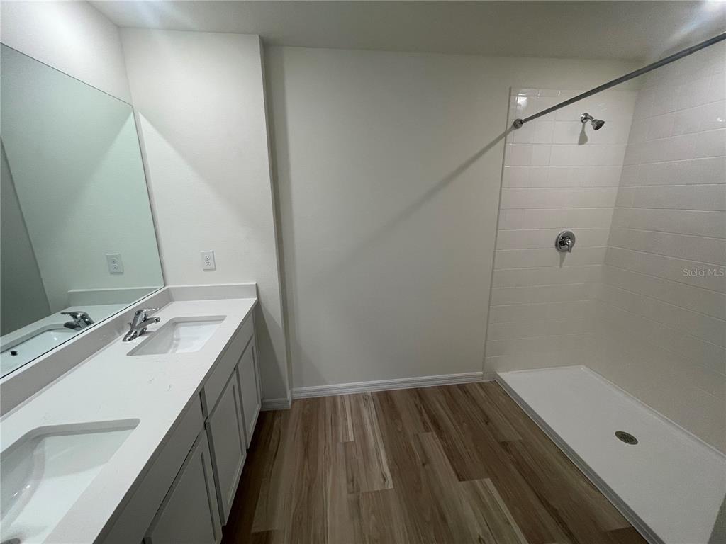 4905 Southwest 51st Road Gainesville, FL 32608 - Photo 14 of 19