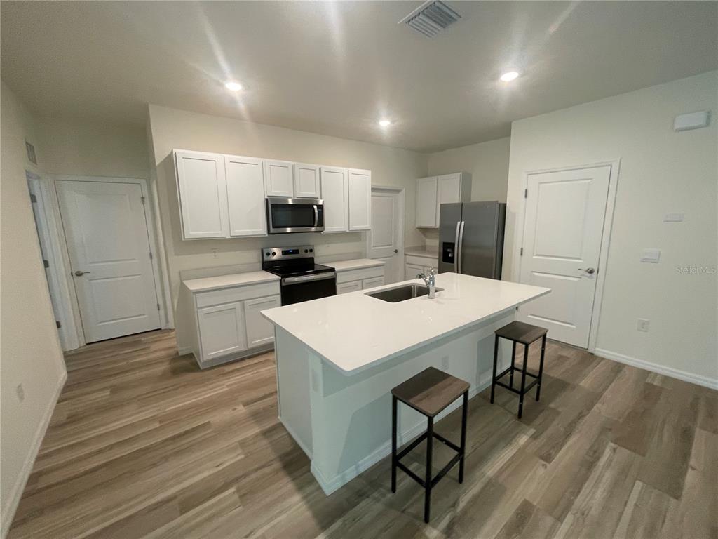 4905 Southwest 51st Road Gainesville, FL 32608 - Photo 4 of 19