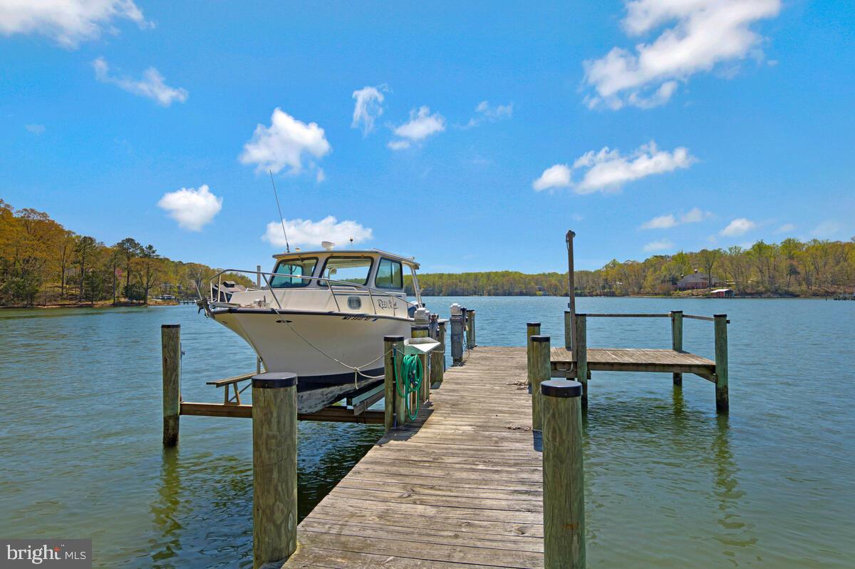 1050 Planters Wharf Road Lusby, MD 20657 - Photo 2 of 59