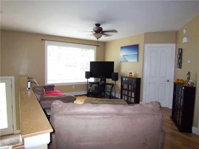 21 Pond Lane Poland, ME 04274 - Photo 6 of 17 Living Room.
