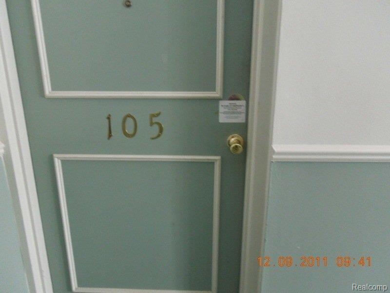 810 Plate Street, Unit 105 Rochester, MI 48307 - Photo 2 of 8 zz-mfscnv-RES02476.jpg