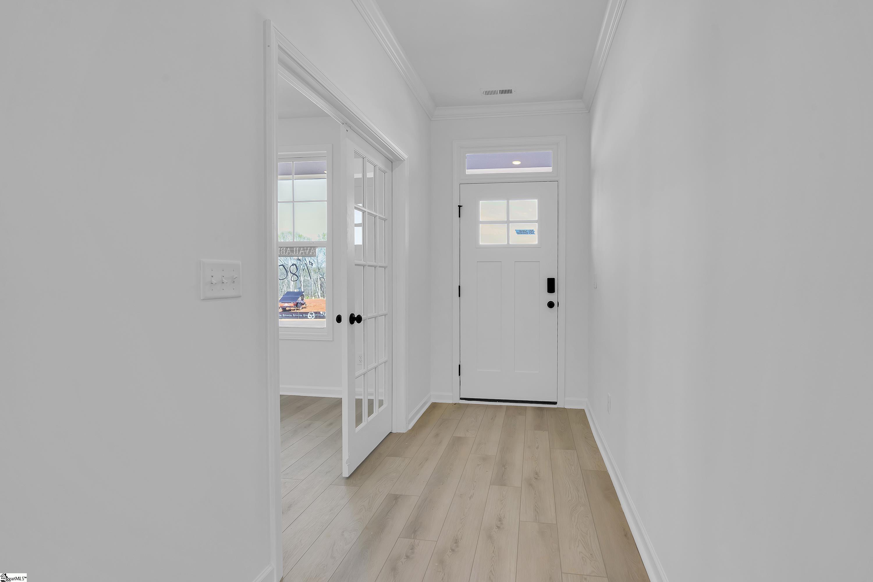 180 Hunter Ridge Drive Boiling Springs, SC 29316 - Photo 3 of 31 Gallery Image 3