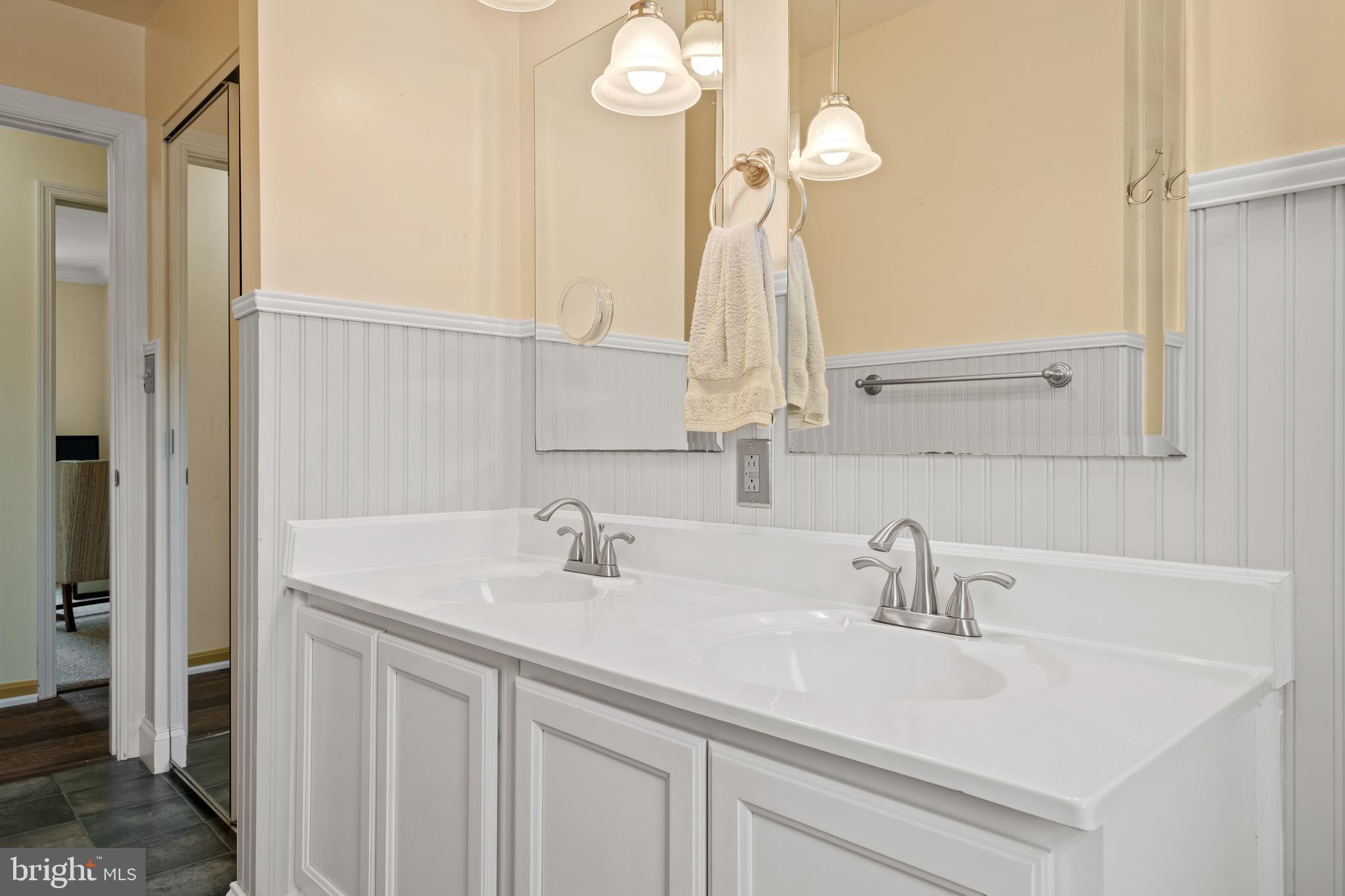 81 Robinhill Drive Lititz, PA 17543 - Photo 7 of 34