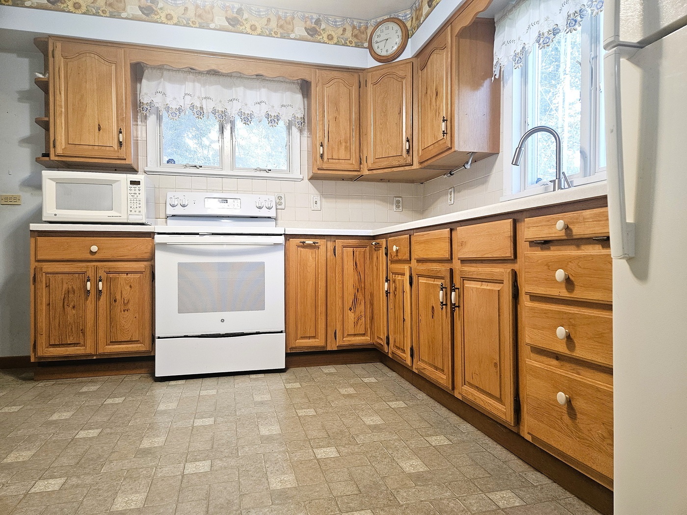 600 Timber Creek Road Dixon, IL 61021 - Photo 6 of 46 Gallery Image 6