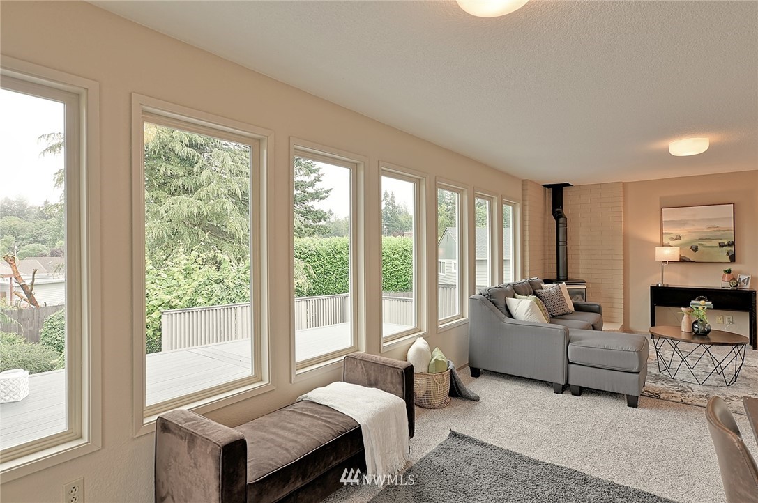 337 View Ridge Drive Everett, WA 98203 - Photo 13 of 38 a bedroom with furniture and a large window