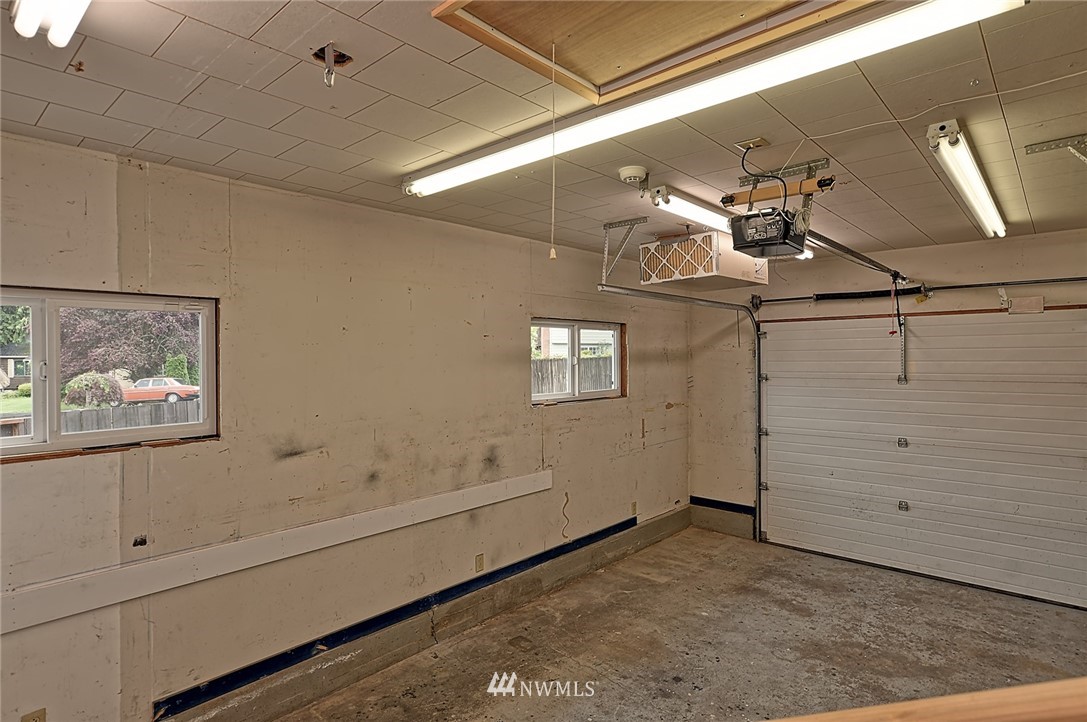 337 View Ridge Drive Everett, WA 98203 - Photo 38 of 38 a view of a room with racks on the wall