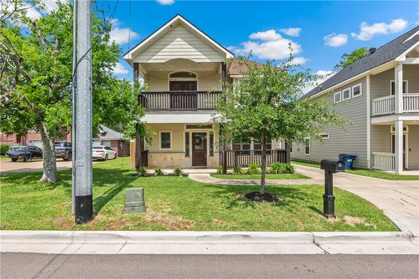 $799,000 | 1611 Park Place, College Station, TX 77840