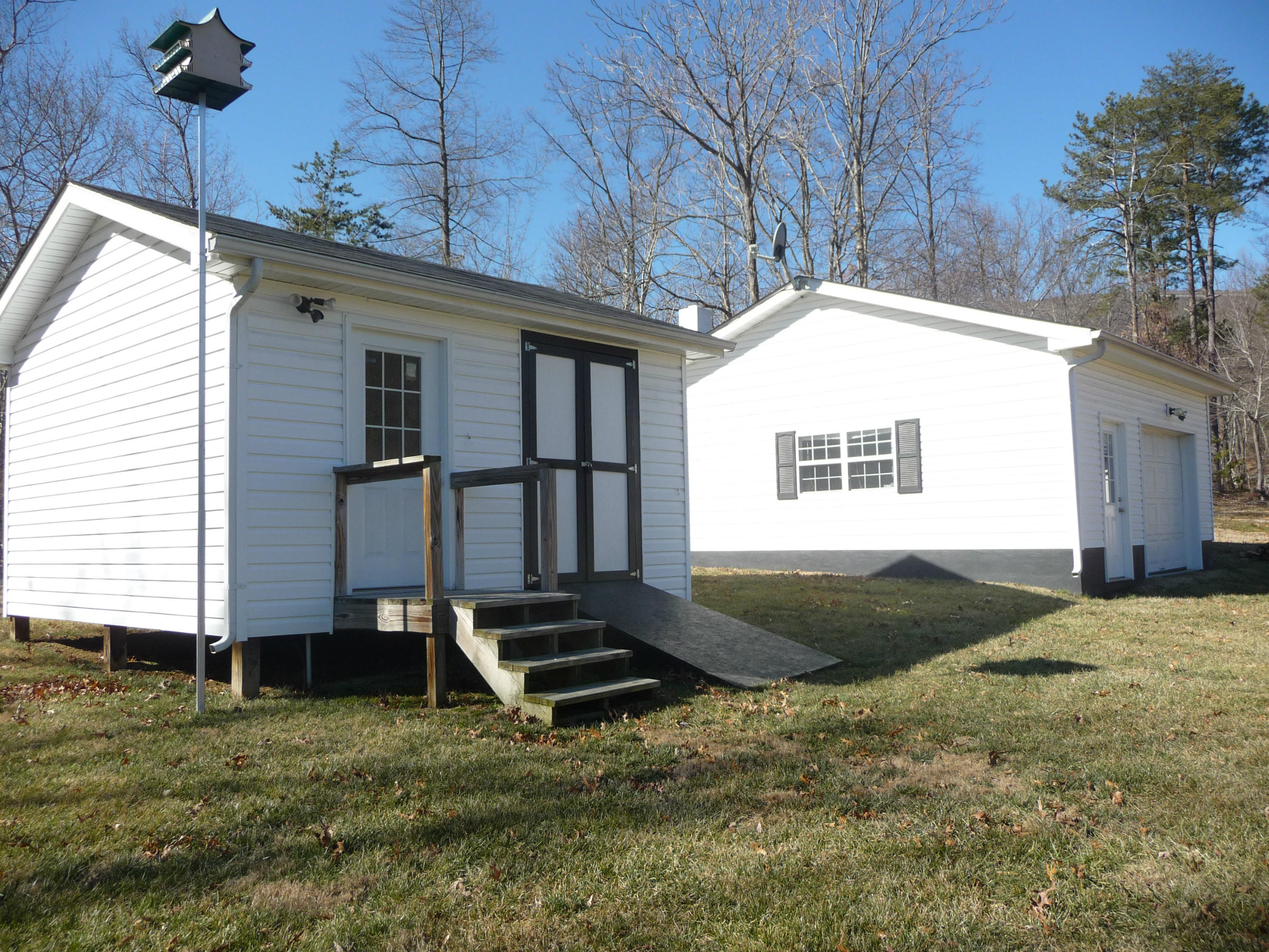 962 Paint Bank Road Salem, VA 24153 - Photo 100 of 111 P1130188