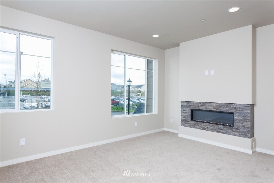 339 Whitman Court Northeast Renton, WA 98059 - Photo 18 of 25