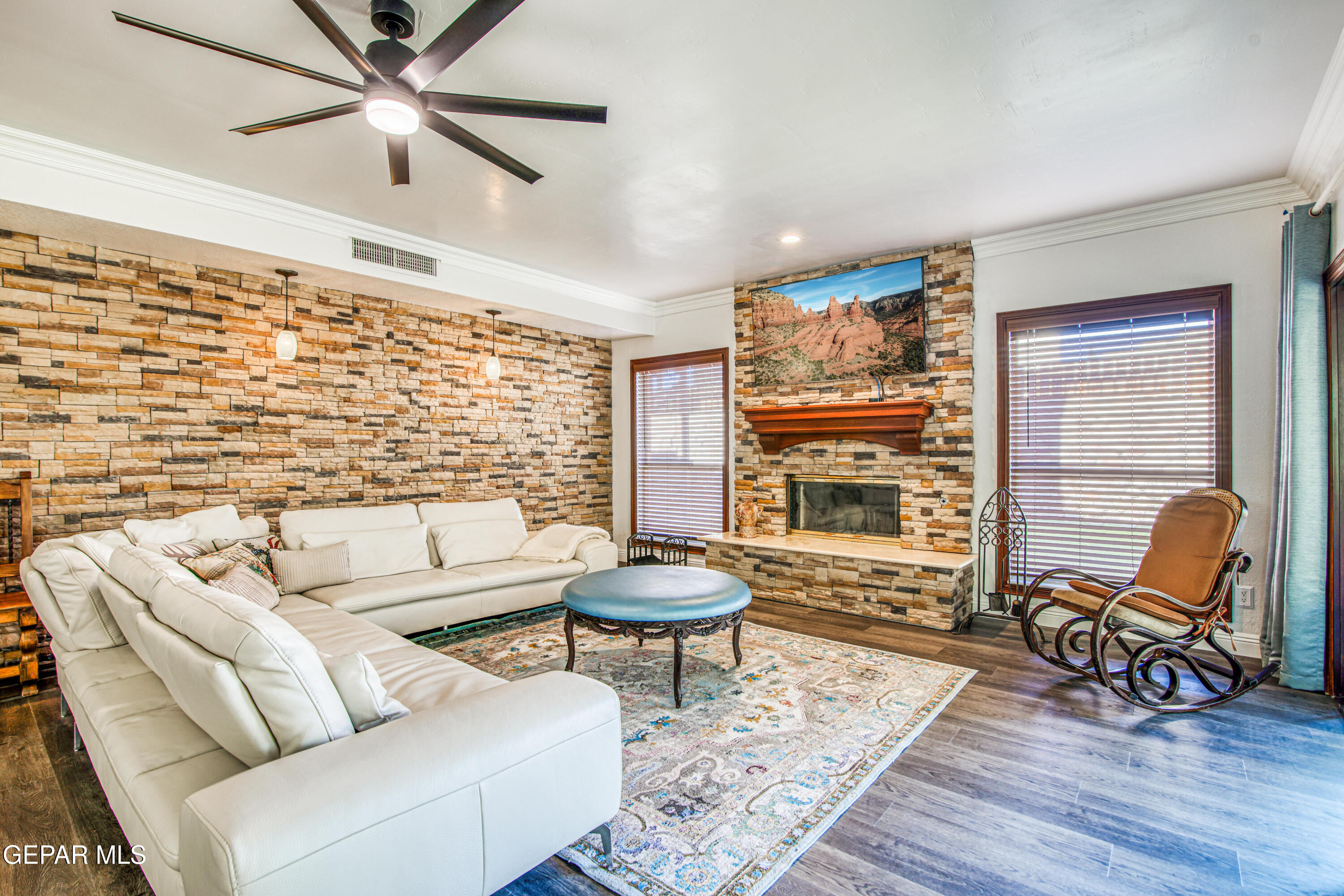 6620 Imperial Ridge Drive El Paso, TX 79912 - Photo 17 of 50 a living room with furniture and a large window