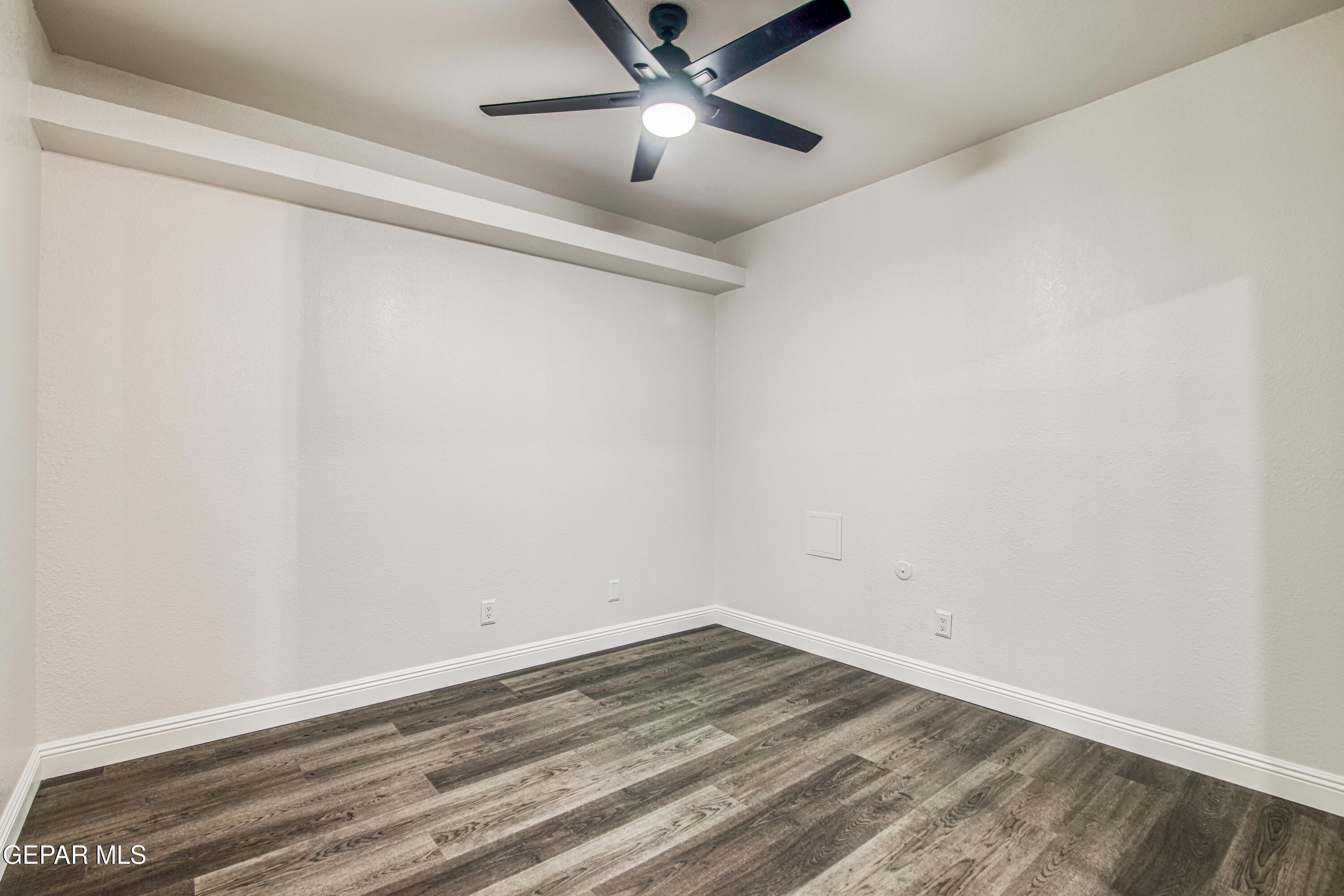 6620 Imperial Ridge Drive El Paso, TX 79912 - Photo 21 of 50 a view of a room
