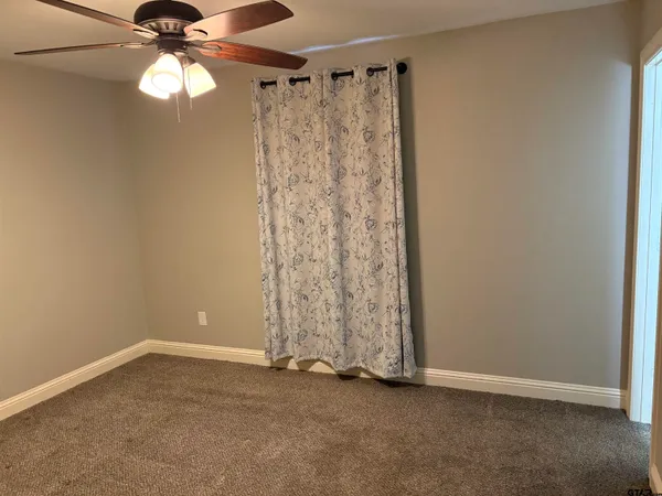$1,800 | 901 Corey Drive, Whitehouse, TX 75791