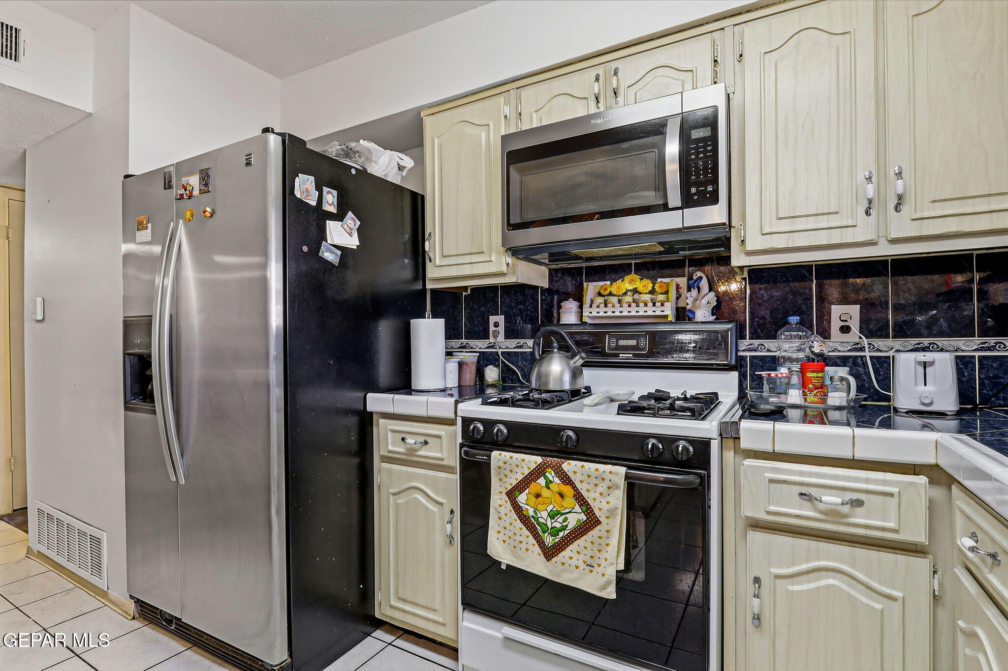 10557 Warren Street El Paso, TX 79924 - Photo 7 of 43 15-web-or-mls-IMG_1915