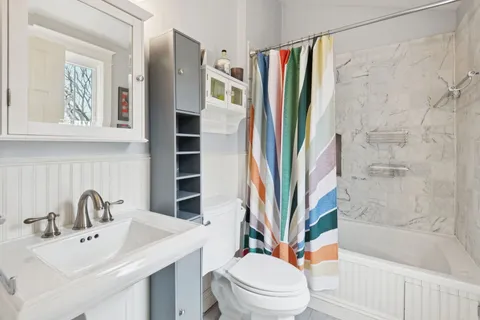 $899,000 | 2434 Sherman Avenue, Evanston, IL 60201