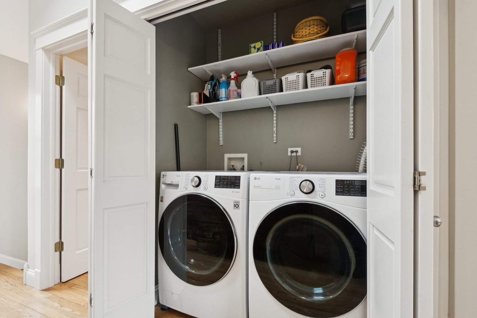 2434 Sherman Avenue Evanston, IL 60201 - Photo 23 of 30