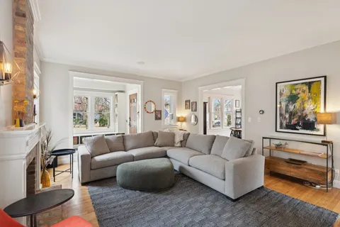 $899,000 | 2434 Sherman Avenue, Evanston, IL 60201