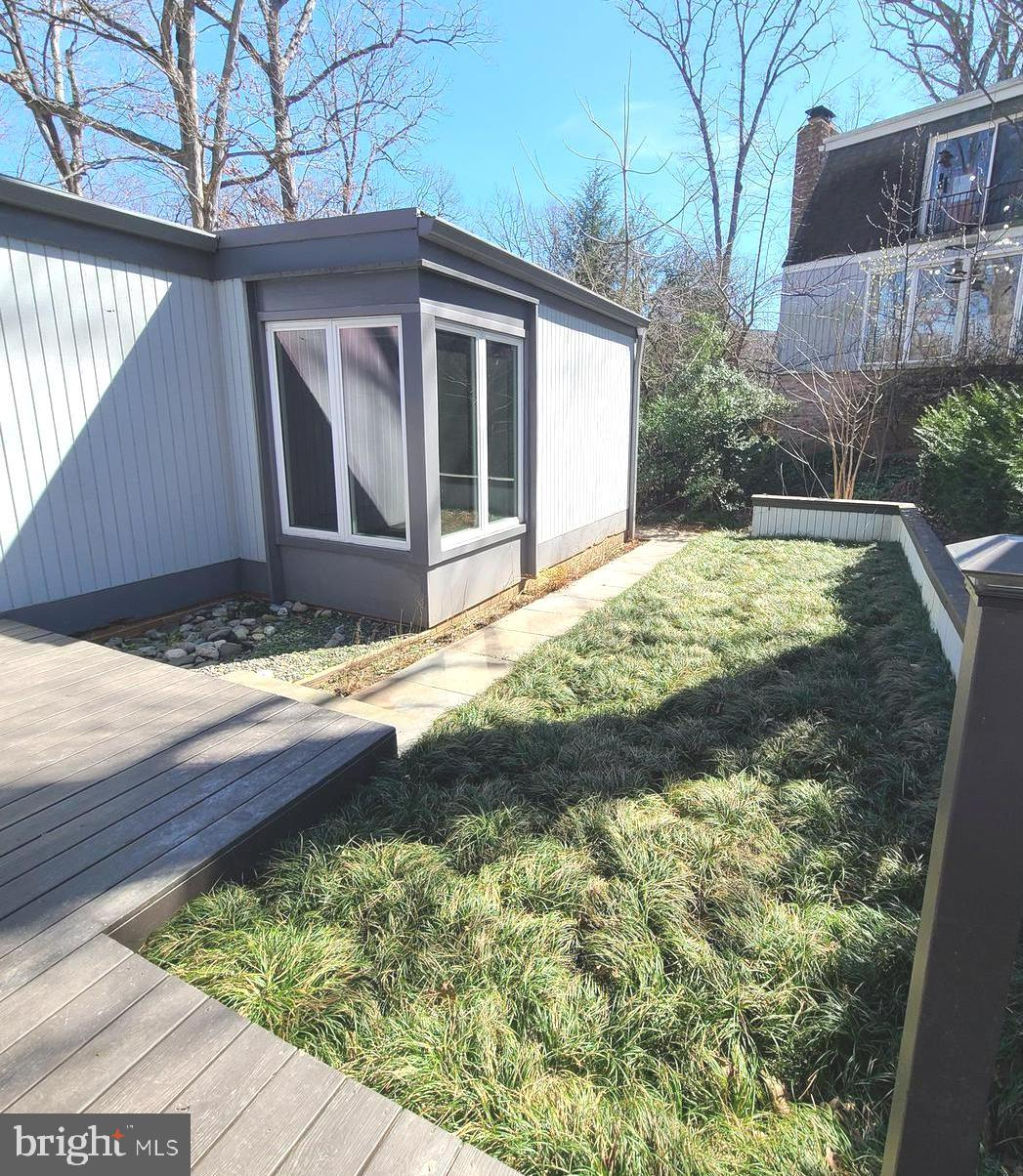 11208 Wedge Drive Reston, VA 20190 - Photo 2 of 38