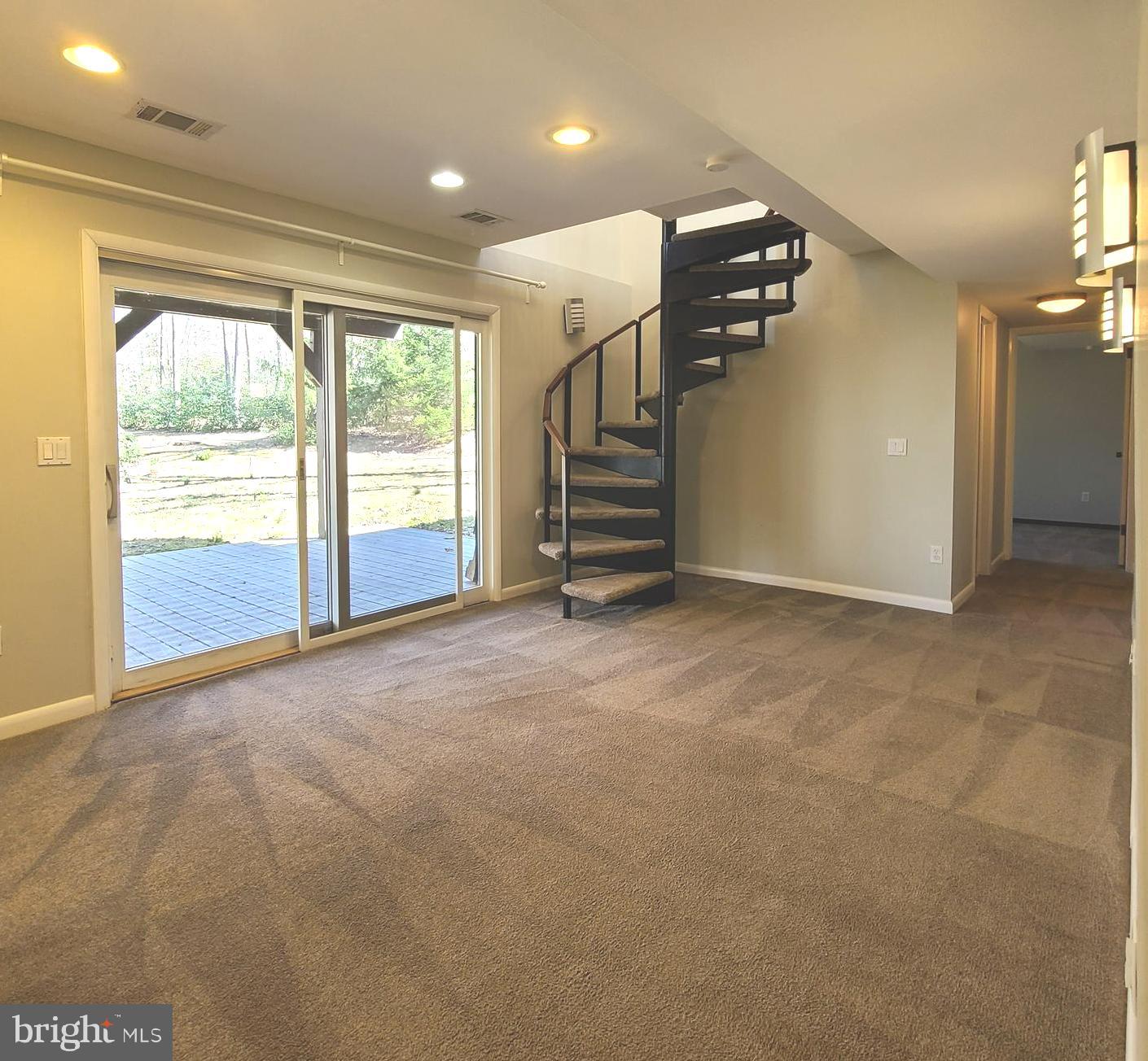 11208 Wedge Drive Reston, VA 20190 - Photo 27 of 38