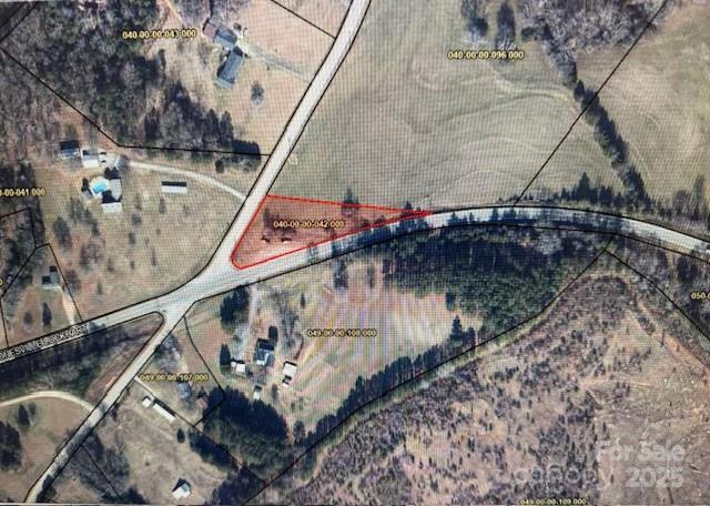 0 Jonesville Lockhart Highway Union, SC 29379 - Photo 1 of 1 a view of swimming pool with a yard