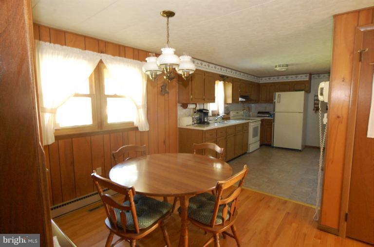 6718 Ford Road Frederick, MD 21702 - Photo 7 of 14 Kitchen