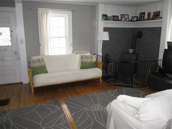 4 Old Sunderland Road Montague, MA 01351 - Photo 6 of 21