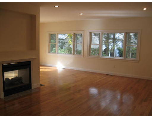 131 Country Club Road Newton, MA 02459 - Photo 3 of 16 Gallery Image 3