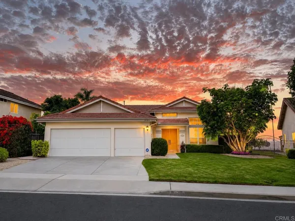 $1,025,000 | 5060 Avenida De La Plata, Oceanside, CA 92057