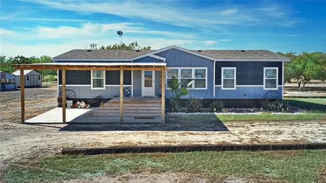 $289,900 | 15471 Us Highway, Sinton, TX 78387